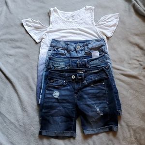 Bundle》 2Levis&1 SO Denim Shorts w/1 Justice Top.